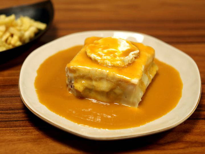 La Francesinha, el plato más típico de Oporto