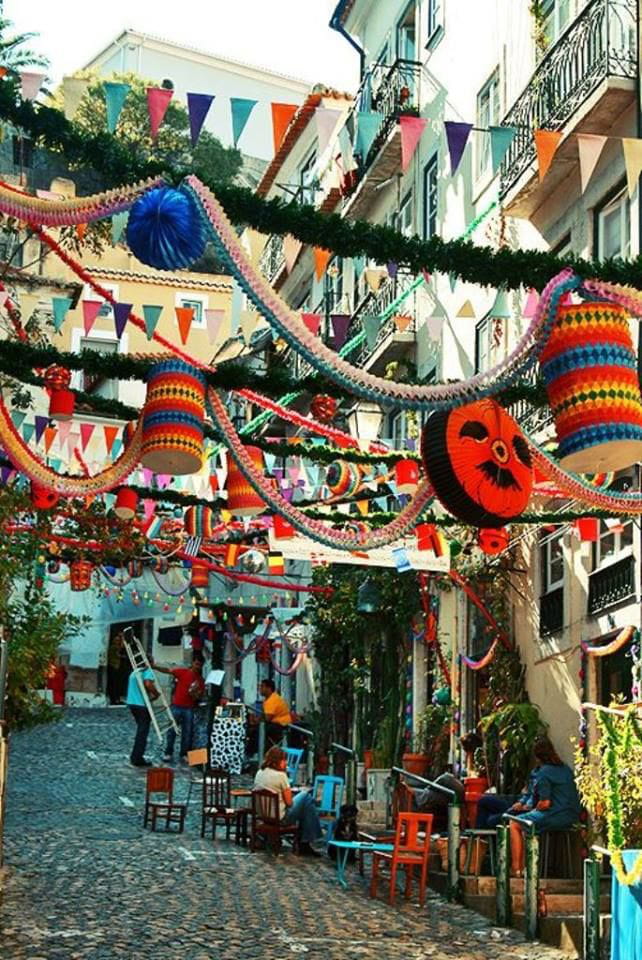 The Santo António (Anthony of Padua) Festival in Portugal  | 1·2·Tours