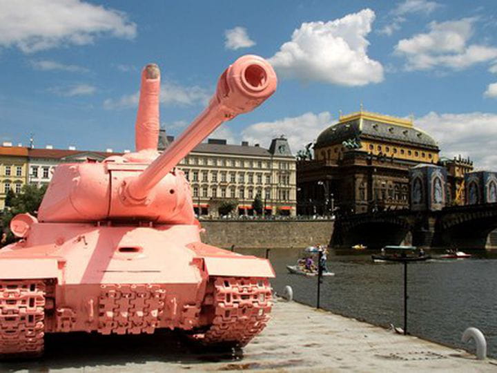 ¿Quién es  David Cerný?  -Guía de 12Tours