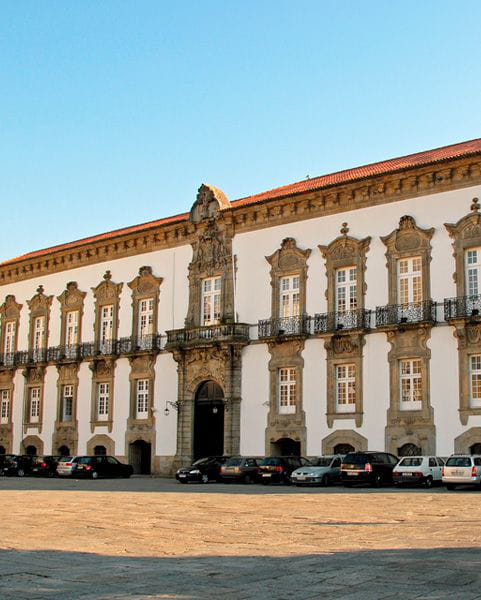 Centro histórico: palacio episcopal de Oporto